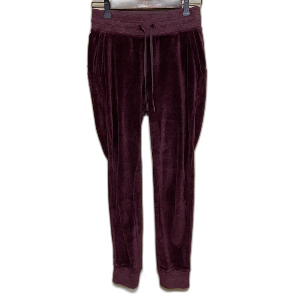Lululemon Warm Down Jogger Womens Size 4 Velour Purple Plum Pants Athleisure